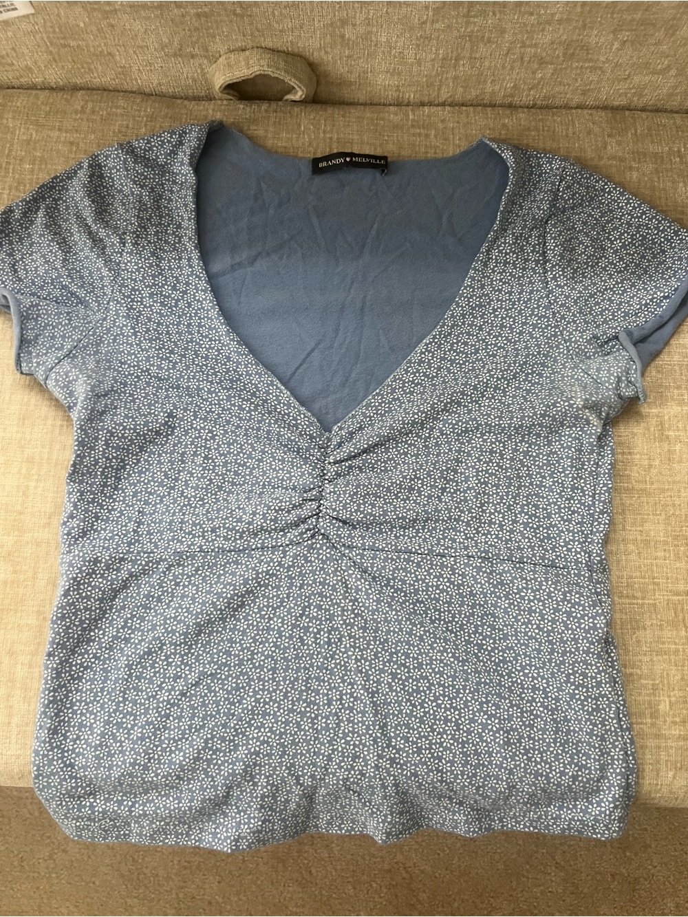 Brandy Melville Light Blue Printed V-Neck Top size S (37 Euro)Made in Italy